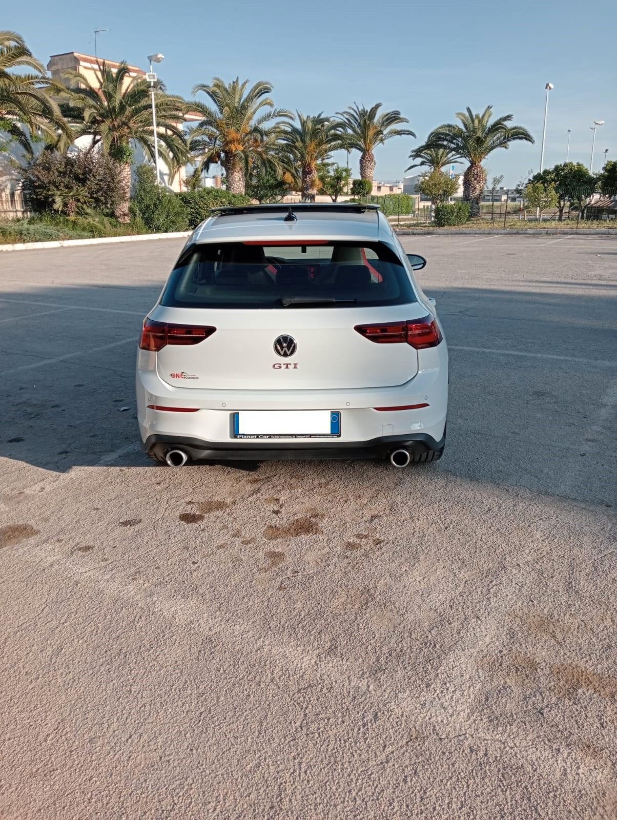 Volkswagen Golf GTI Golf 2.0 TSI GTI DSG