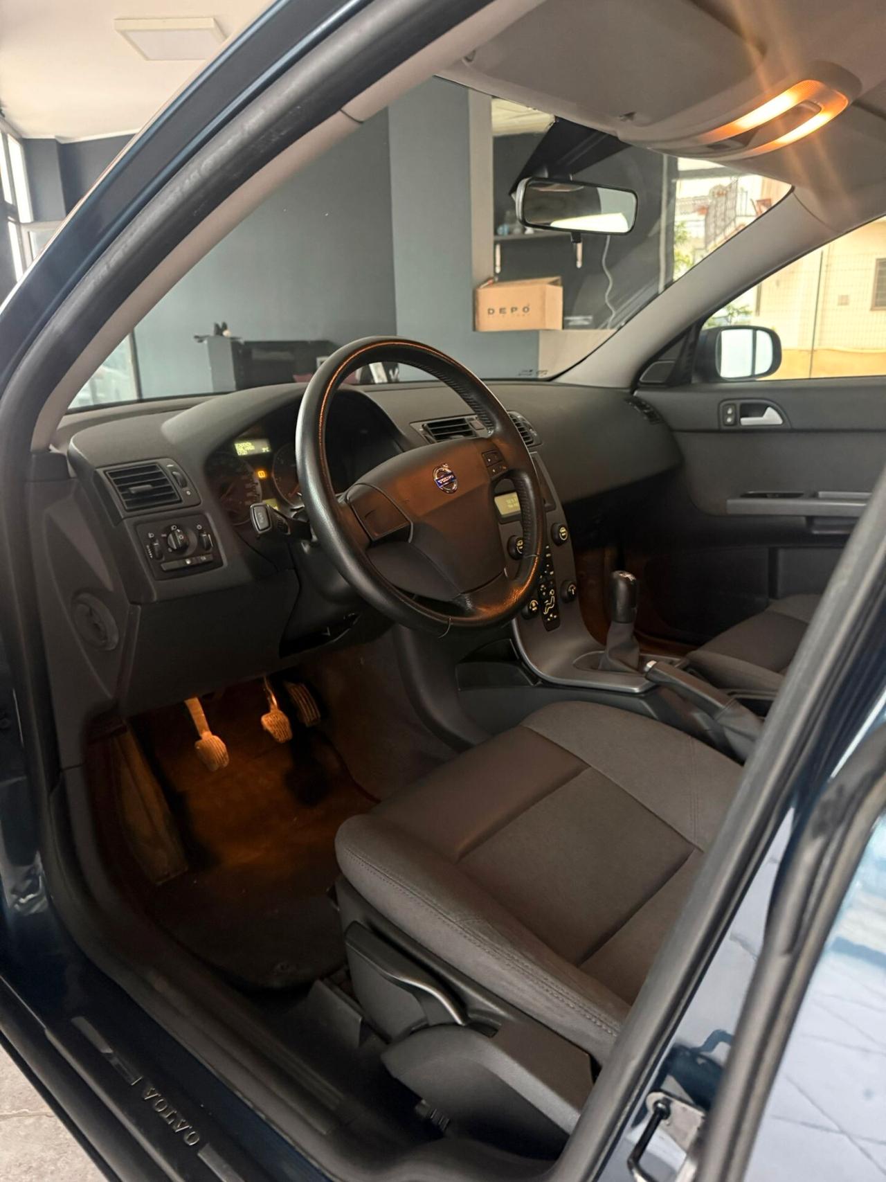 Volvo V50 2.0 D cat Summum