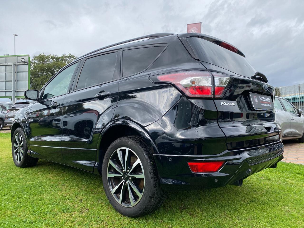 FORD - Kuga - 1.5 TDCI 120 CV 2WD ST-Line - NEOPATENTATI - FINANZIABILE - PERMUTE