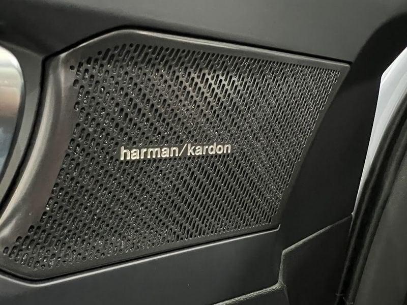 Volvo XC40 XC40 B3 automatico