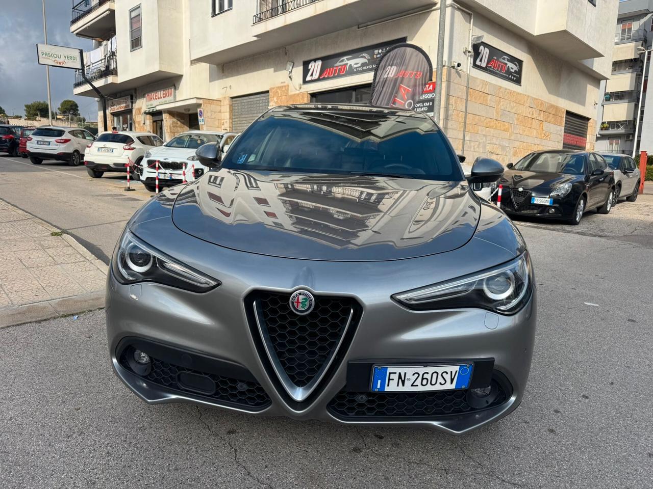 Alfa Romeo Stelvio 2.2 Jtdm Q4 Super * 210cv * Tetto * Navi * Pelle * Garantita 12 Mesi