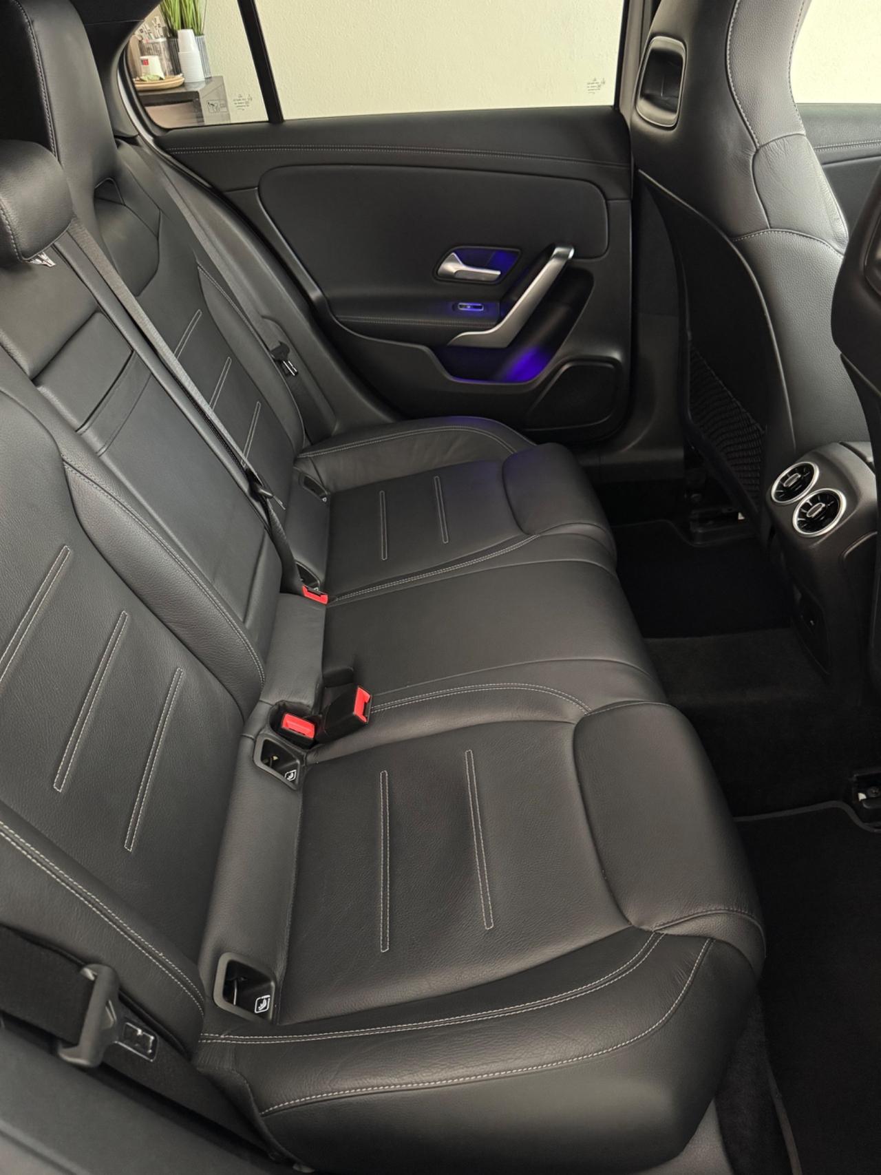 Mercedes-benz A 200 d Automatic Premium