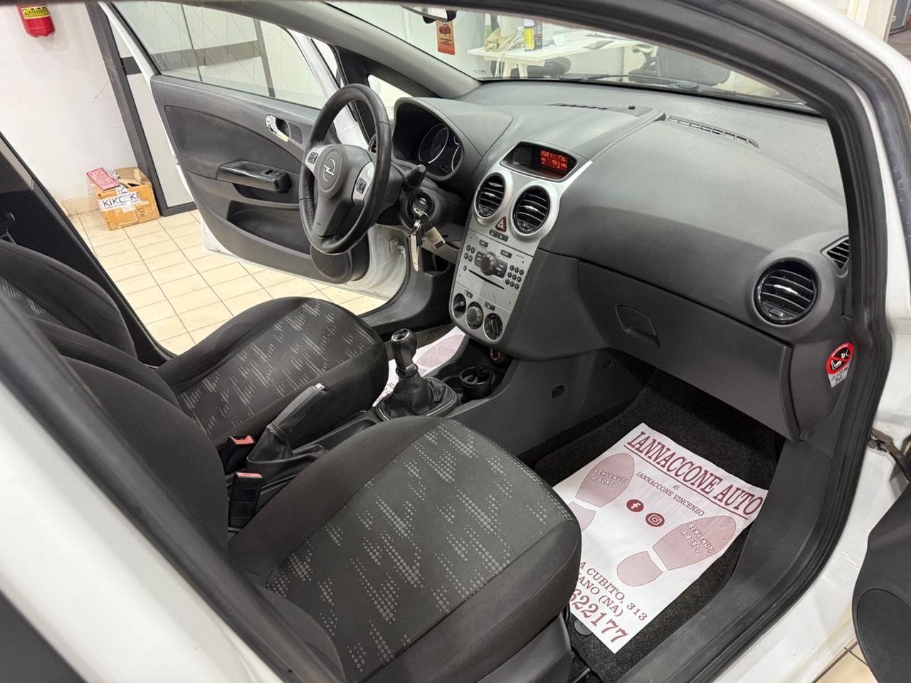 Opel Corsa 1.2 cosmo restyling nuova