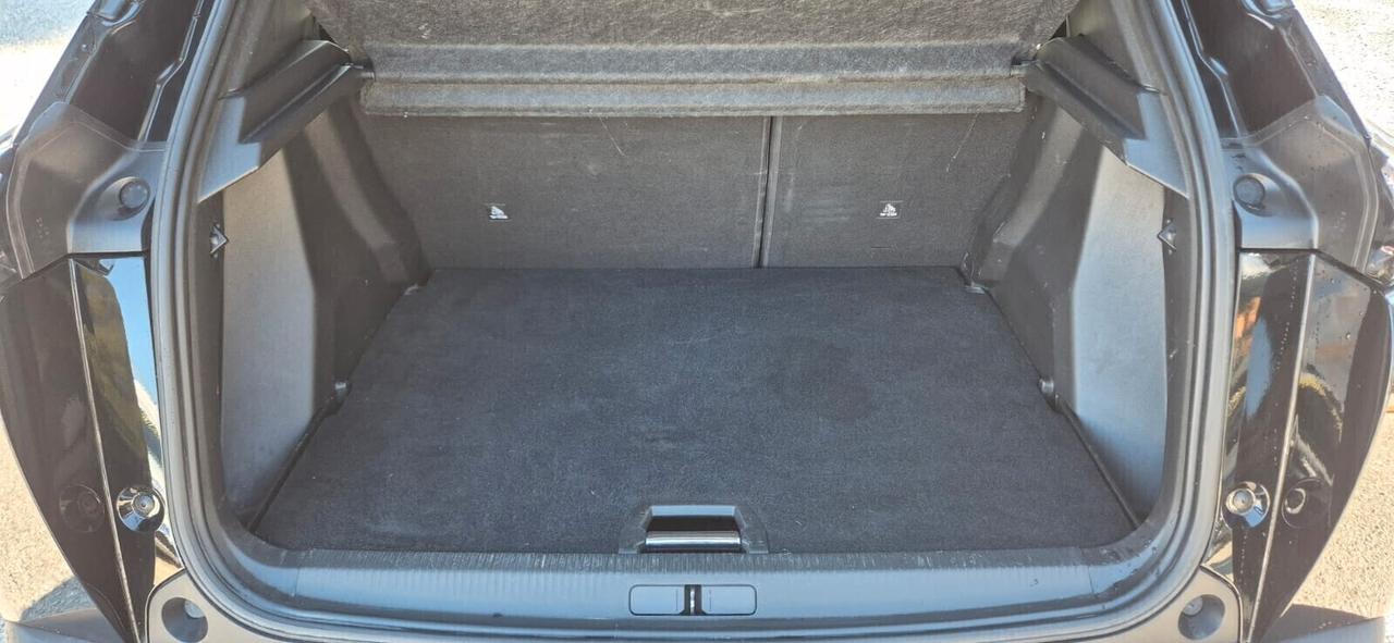 Peugeot 2008 BlueHDi 110 Allure Pack - 2021