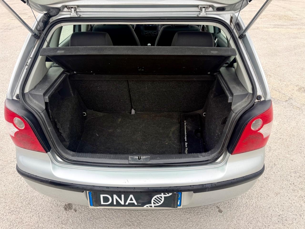 Volkswagen Polo 1.4 Benzina 75cv UNIPRO neopatentati