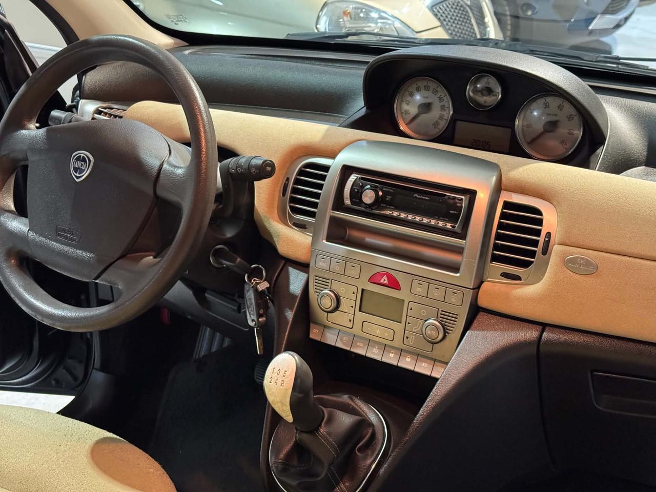 Lancia Ypsilon 1.3 MJT 75 CV Oro GARANZIA12MESI