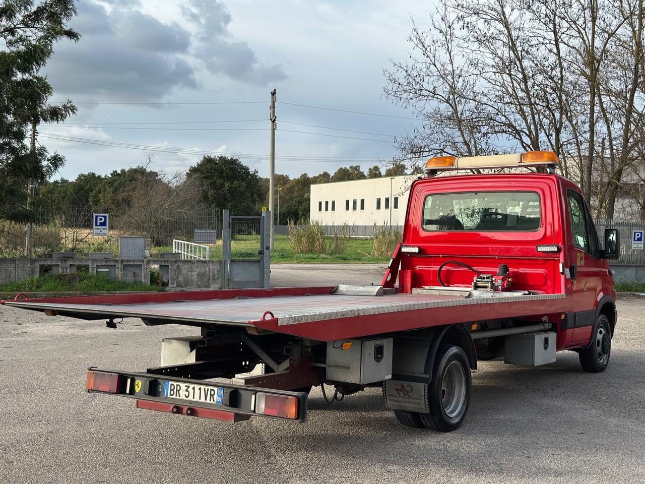 IVECO DAILY CARRO ATTREZZI 2.8 DIESEL 125CV PATENTE B 35Q SCARRABILE