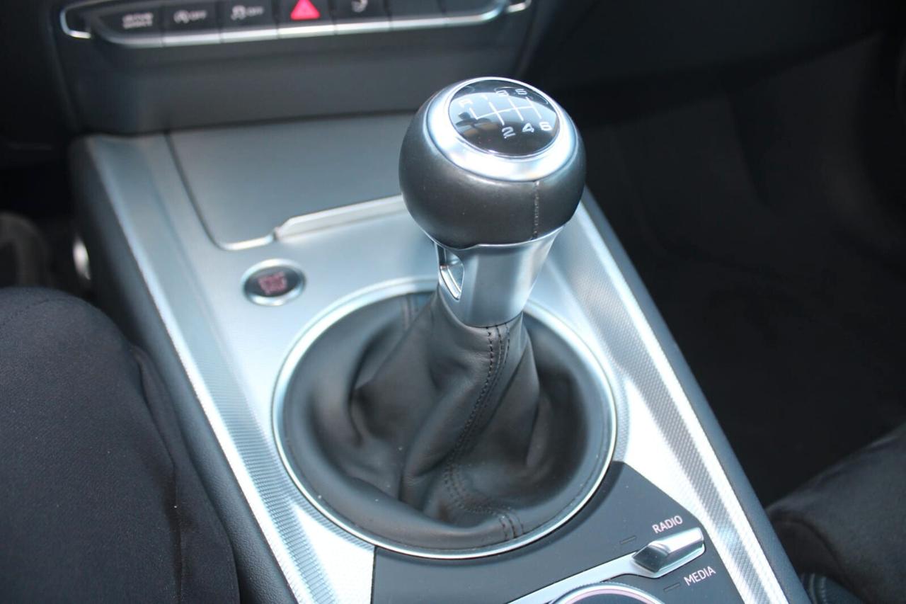 Audi TT Coupé 1.8 TFSI S tronic line