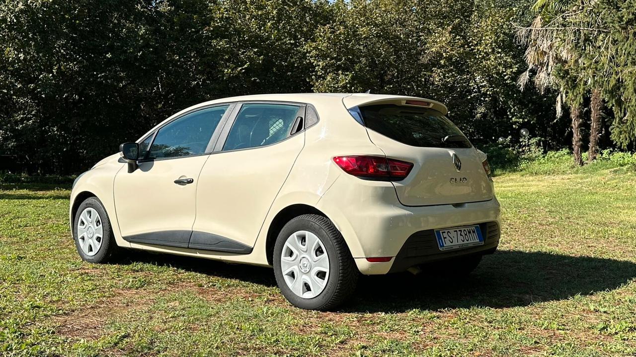 Renault Clio VAN dCi 8V 75CV Start&Stop 5P 2018 LEGGI TESTO