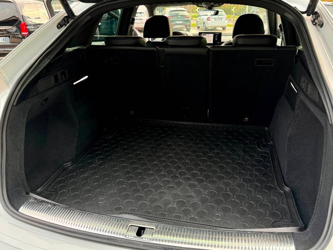 Audi Q5 Sportback 40 2.0 tdi mhev 12V S line quattro s-tronic