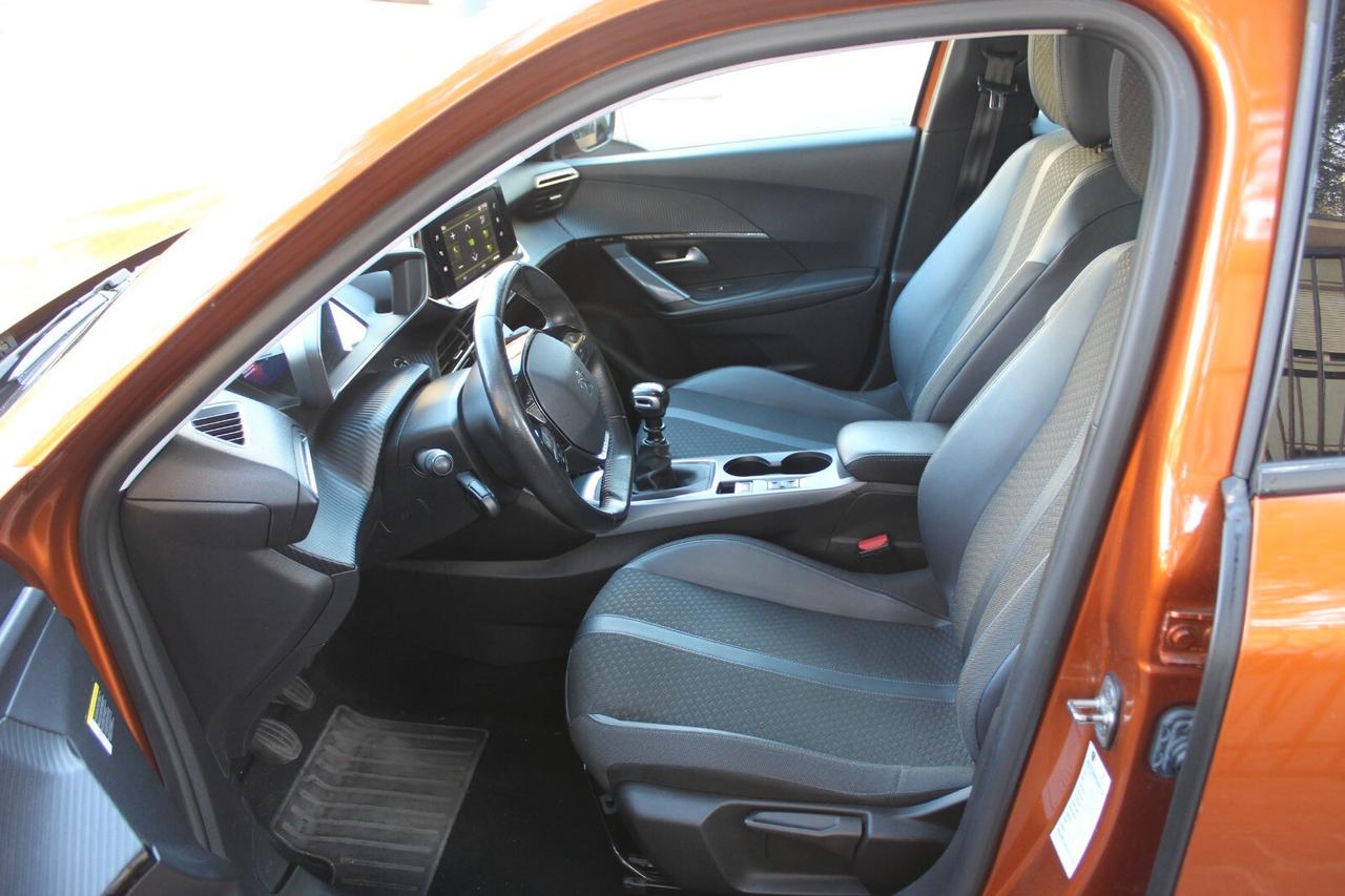 Peugeot 2008 PureTech 100 S&S Allure Pack