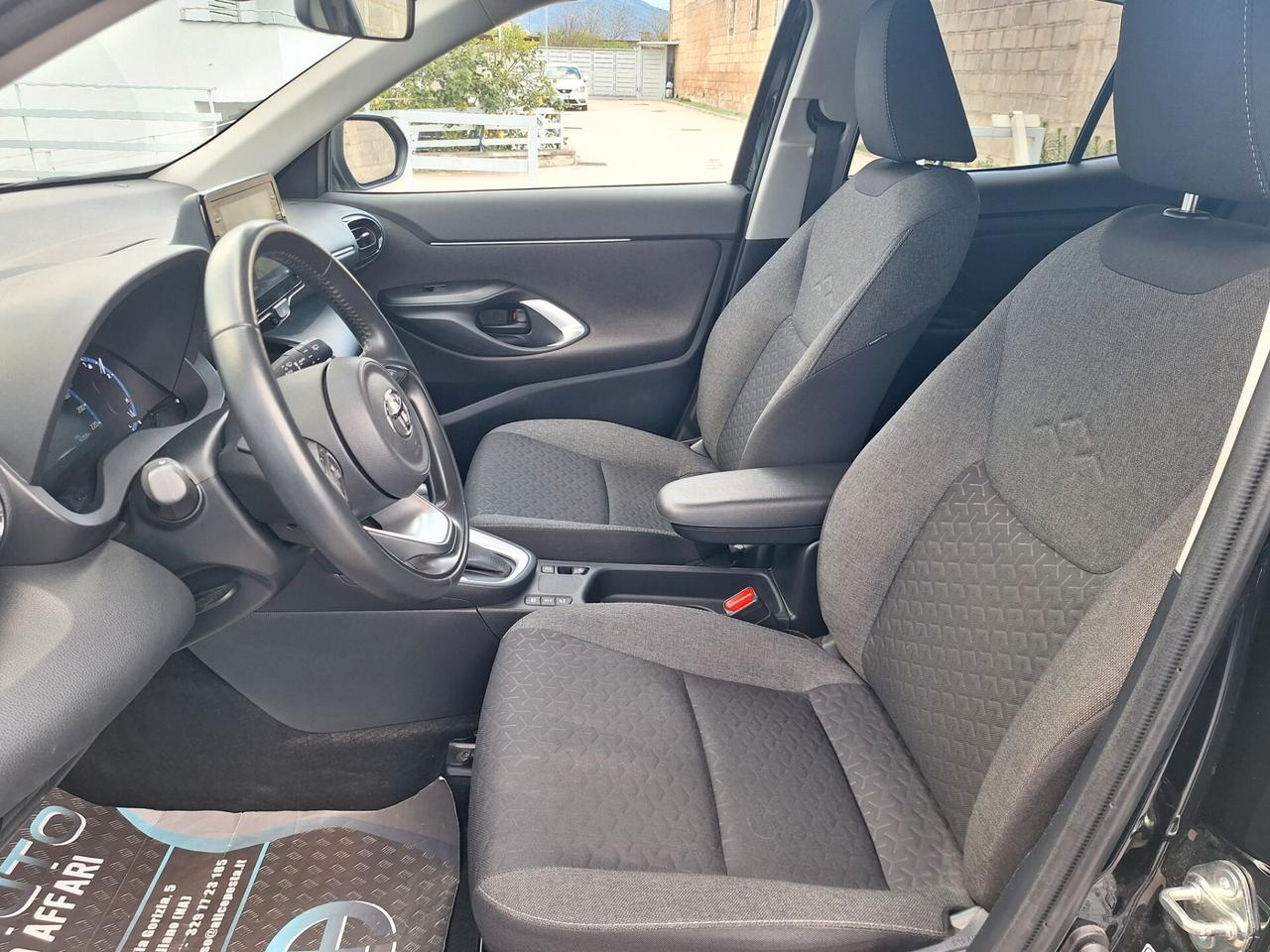 Toyota Yaris Cross 1.5 Hybrid 5p. E-CVT Business