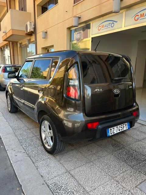 Kia Soul 1.6 CRDi VGT Active