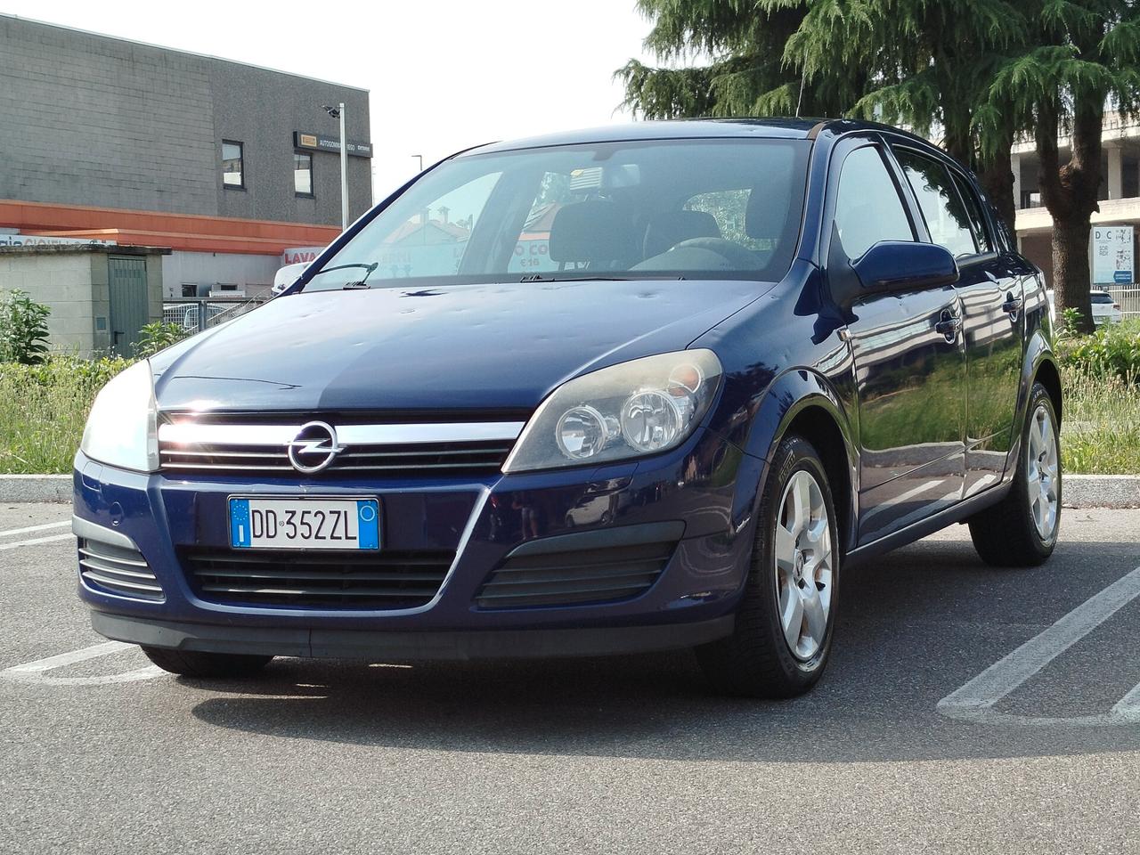 Opel Astra 1.4 BENZINA 90cv / 179.000km / Neopat.