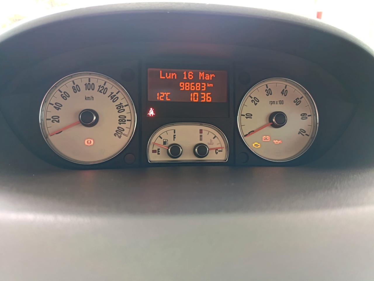 Lancia MUSA 1.4 16V Platino Plus