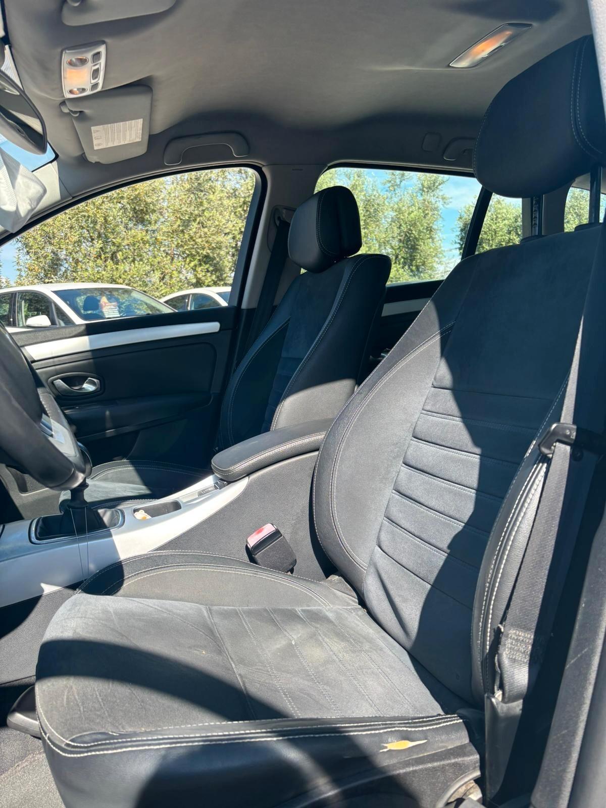 Renault Laguna 2.0 dCi 150CV SporTour