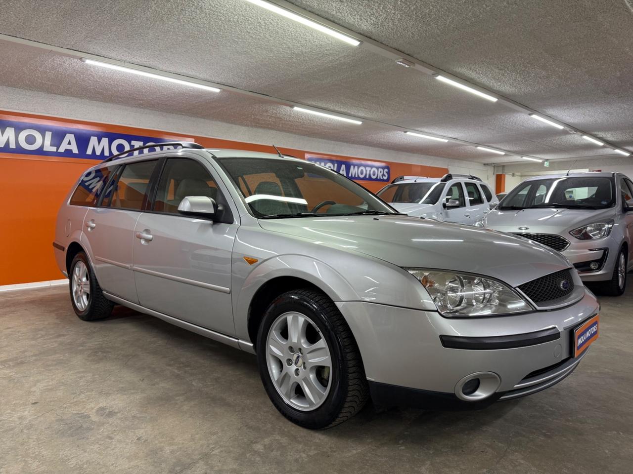 Ford Mondeo 2.0 TDDi cat SW Ghia - 116CV