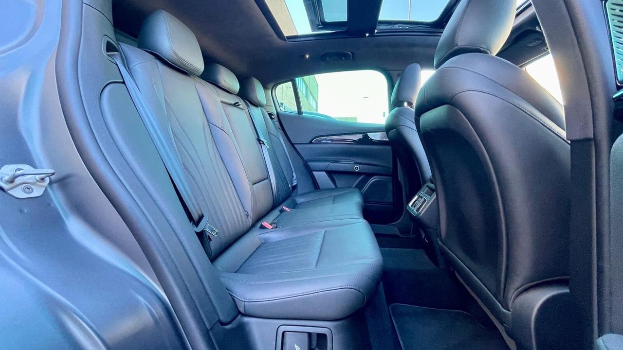 Maserati Grecale MHEV 300 CV AWD GT TETTO V.cockpit Full