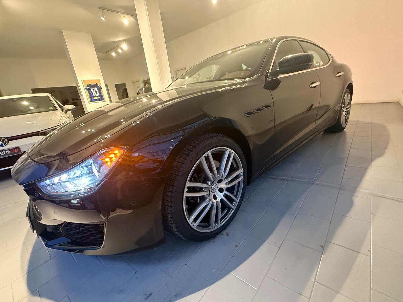 Maserati Ghibli GRANLUSSO