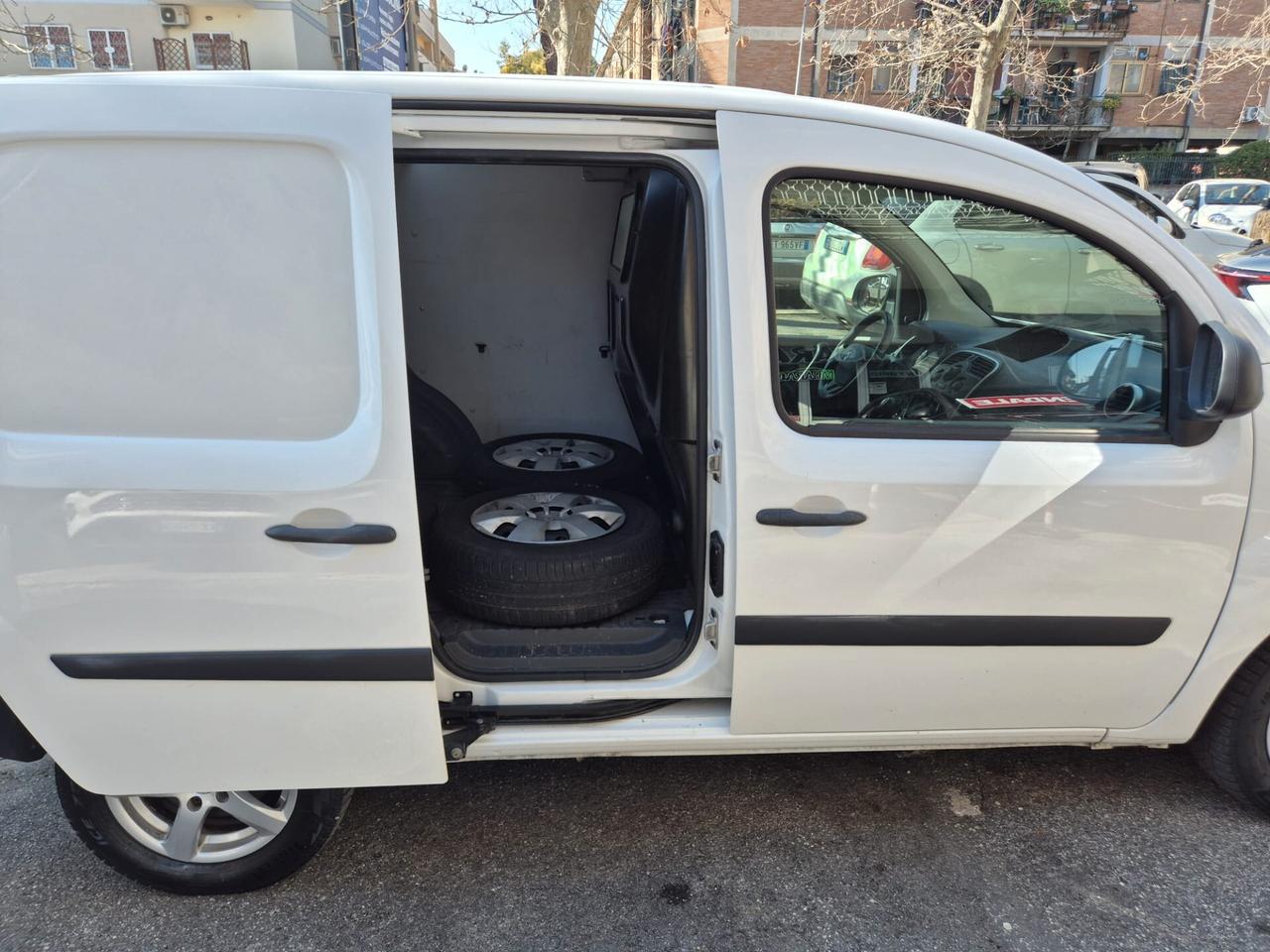 Renault Kangoo dCi 95CV Express + IVA