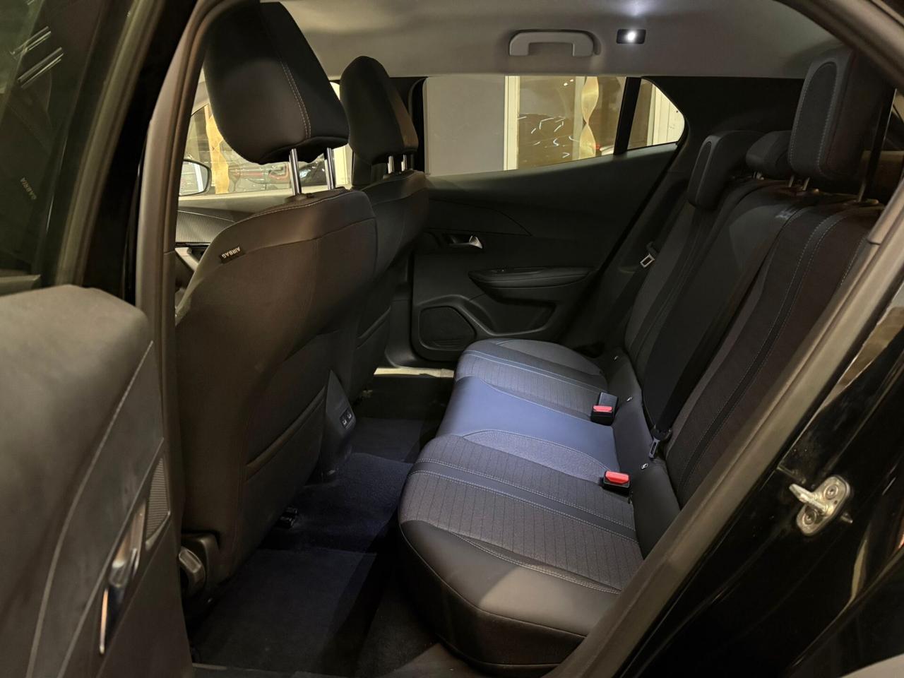 Peugeot 2008 BlueHDi 110 S&S Allure