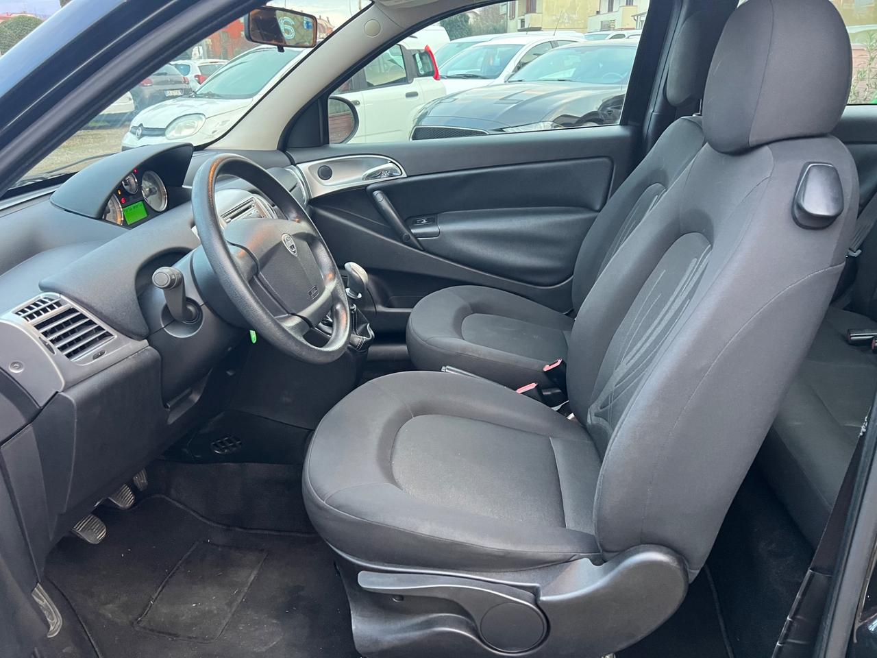 Lancia Ypsilon 1.2 69 CV Platinum