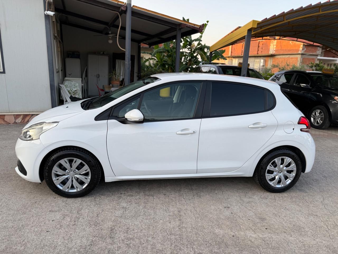 Peugeot 208 BlueHDi 75 5 porte KM CERTIF.