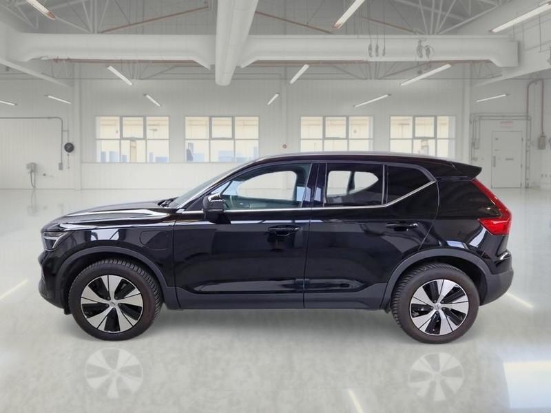 VOLVO XC40 T4 RECHARGE PLUG-IN AUTO CORE SUV
