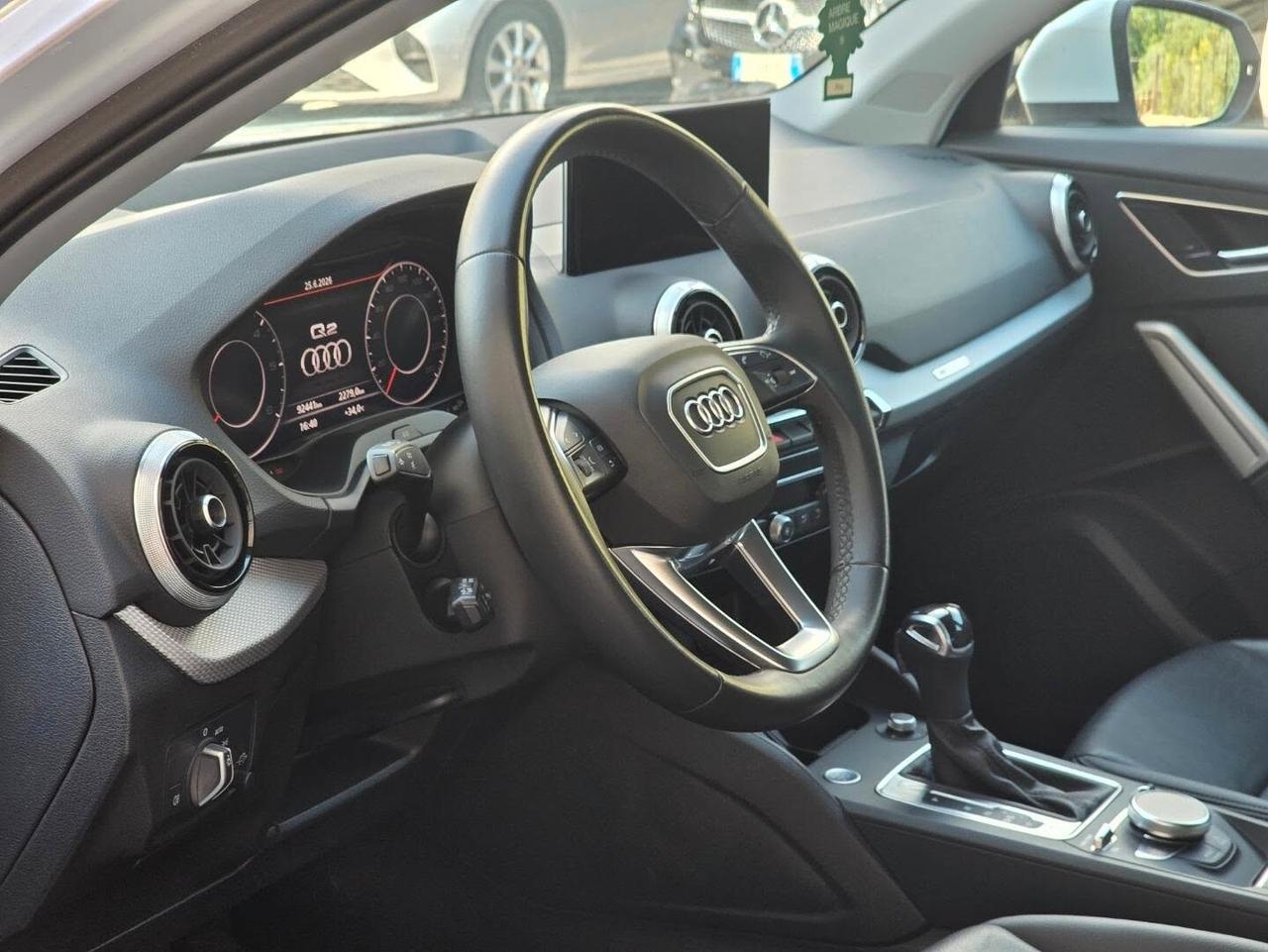 Audi Q2 30 TDI S tronic Business