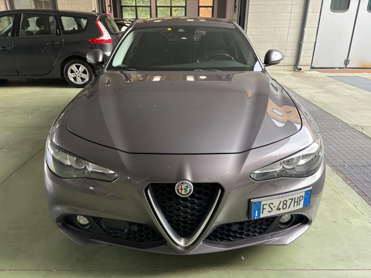 Alfa Romeo Giulia 2.2 Turbodiesel 136 CV AT8 Business