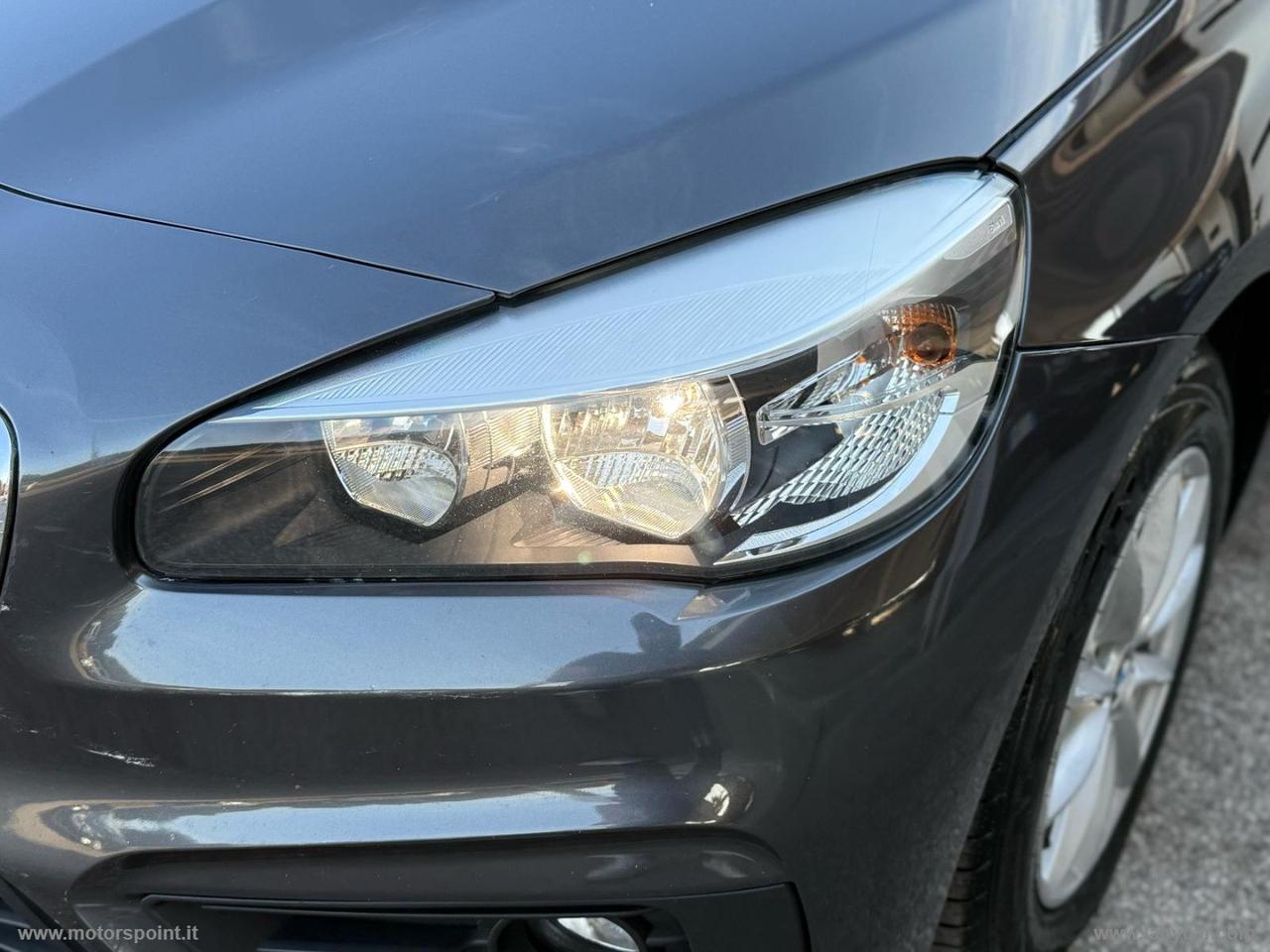 BMW 218d Active Tourer Advantage