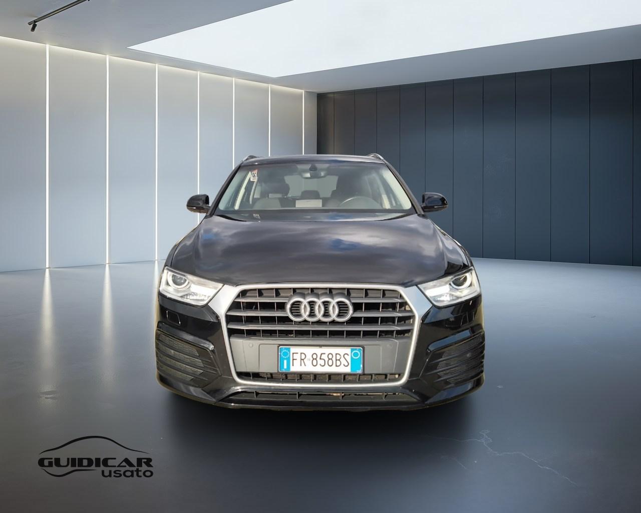 AUDI Q3 I 2015 - Q3 2.0 tdi Business 120cv