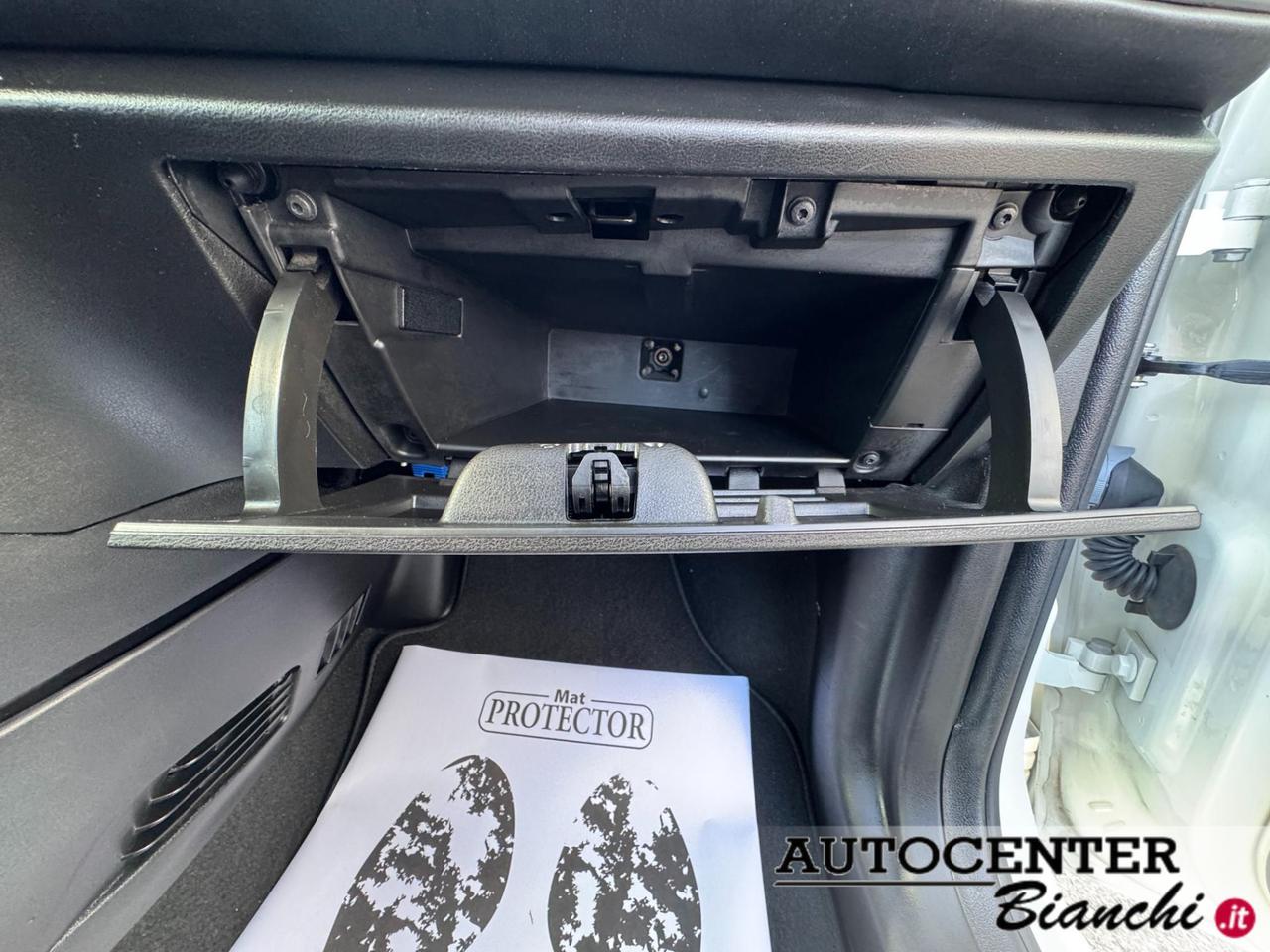 Lancia Ypsilon 5 Porte Ypsilon 1.0 firefly hybrid Gold s&s 70cv