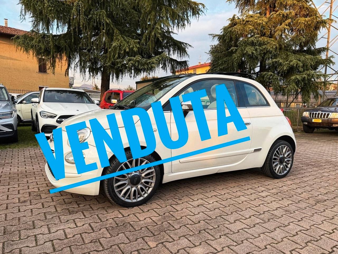 Fiat 500 1.2 Lounge AUTOMATICA TETTO PANORAMICO APRIBILE OK NEOPATENTATI