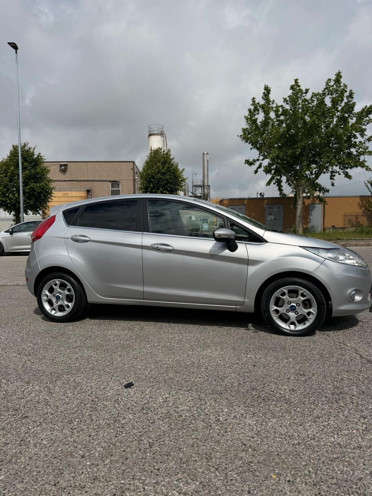 Ford Fiesta 1.2 82 CV 5 porte Titanium
