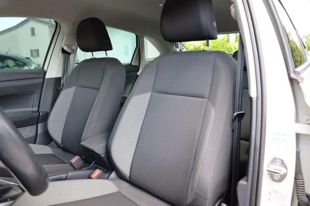 VOLKSWAGEN Taigo 1.0 TSI 110 CV DSG Automatica per NEOPATENTATI