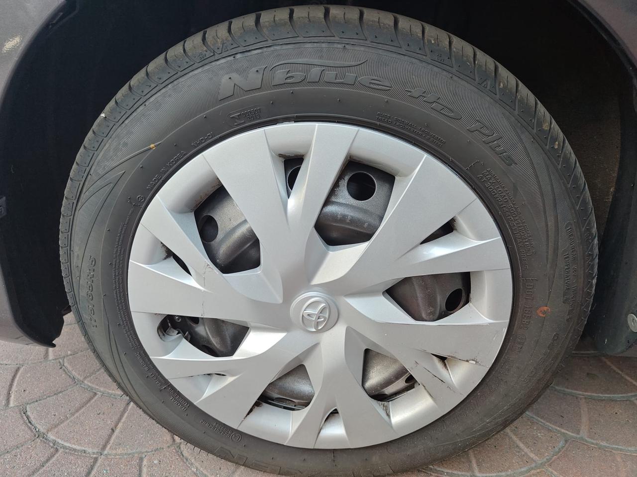TOYOTA Yaris 5p 1.5h Active