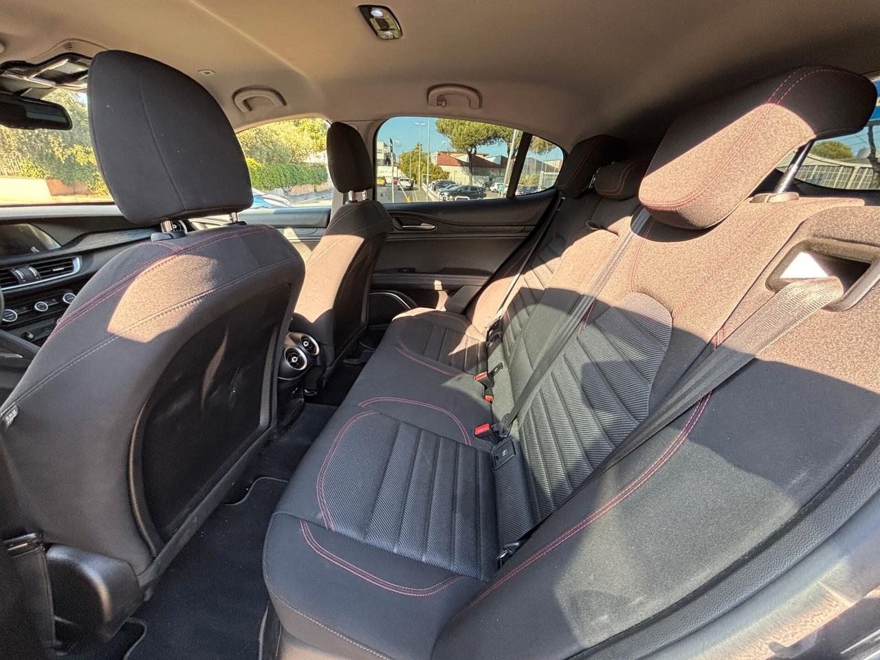 Alfa Romeo Stelvio 2.2 Turbodiesel 160 CV AT8 RWD Business