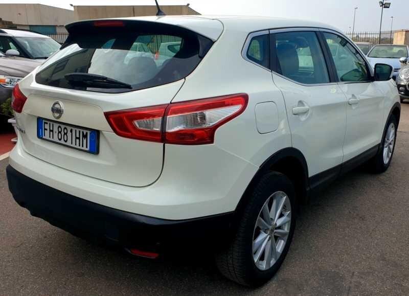 Nissan Qashqai 1.2 DIG-T Acenta