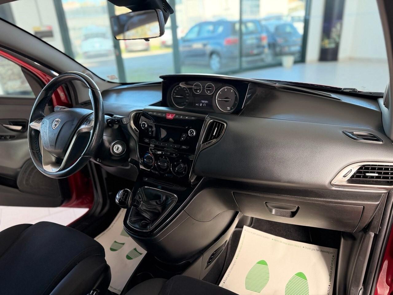 Lancia Ypsilon 1.3 MJT 16V 95 CV 5 porte S&S Gold