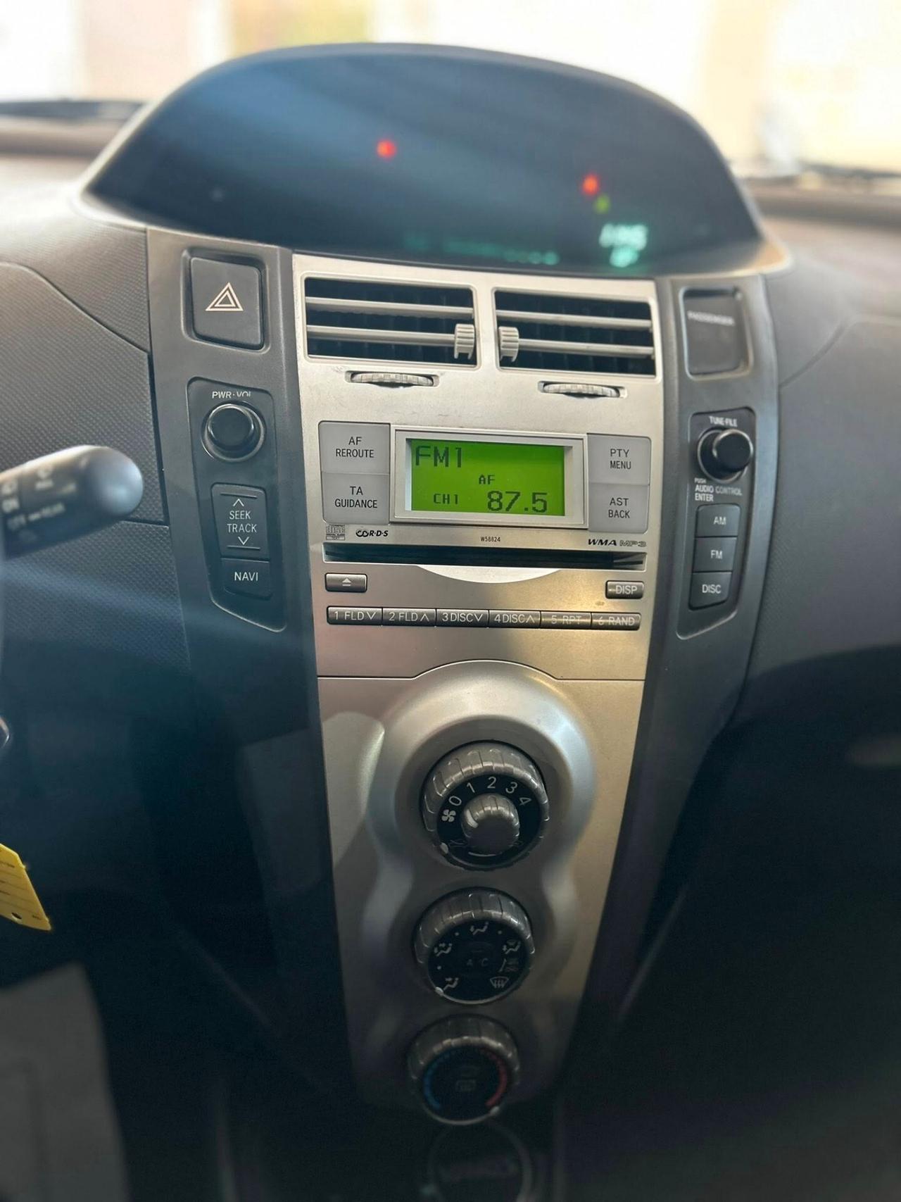 Toyota Yaris 1.0 -2008 FRIZIONE NUOVA