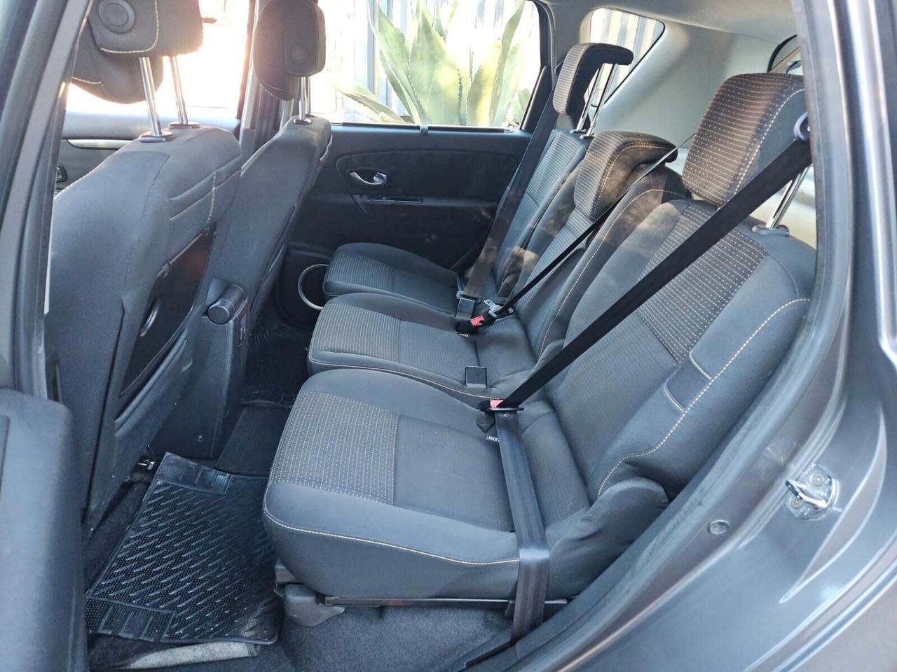 Renault Scenic Scénic X-Mod 1.9 dCi 130CV Luxe