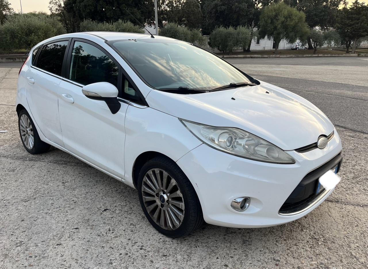 Ford Fiesta 1.2 82 CV 5 porte Titanium