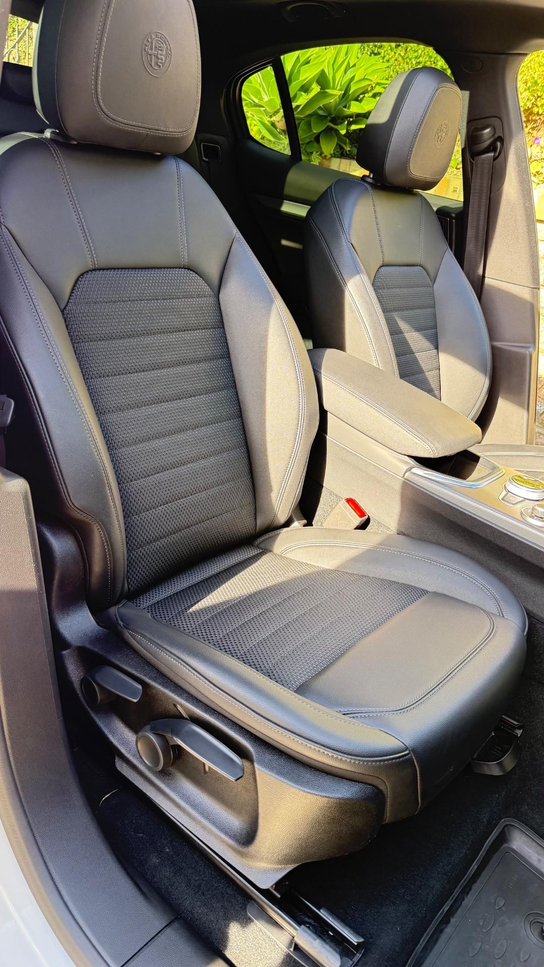 Alfa Romeo Stelvio 2.2 Turbodiesel 190 CV AT8 Q4 Sprint
