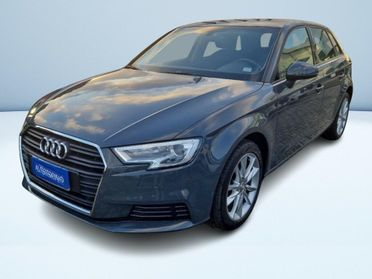 Audi A3 30 1.6 TDI Business S tronic