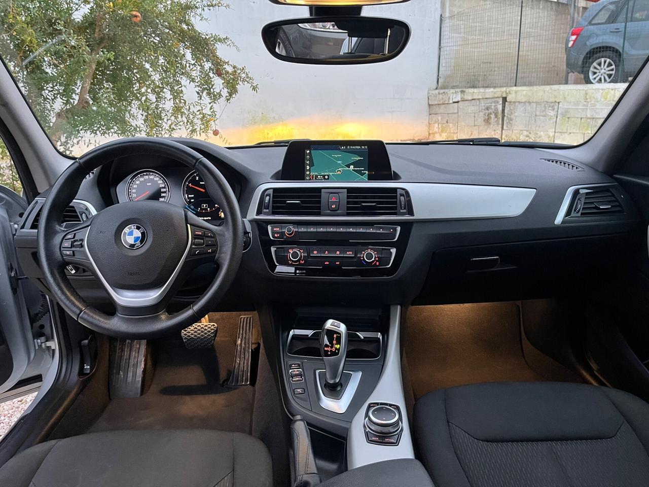 Bmw 116d 5p. Advantage