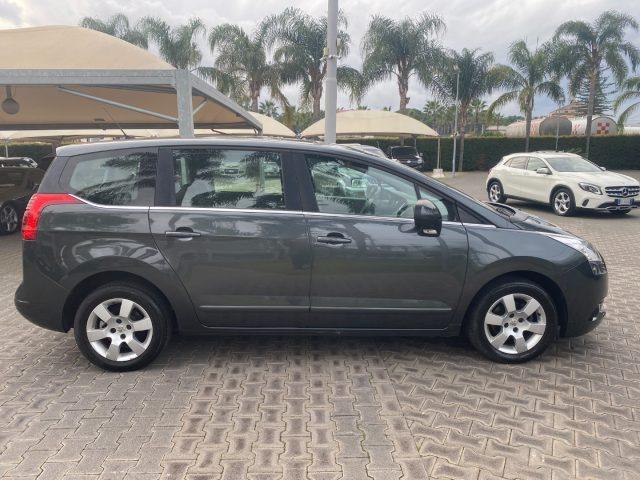 PEUGEOT 5008 1.6 HDi 115CV Business 7 posti