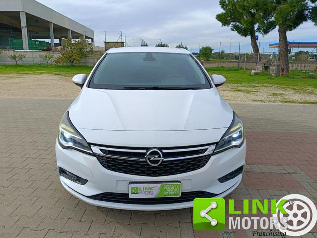 OPEL Astra 1.6 CDTi 110CV 5 porte Premium NEOPATENTATI