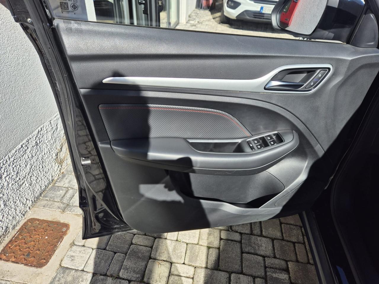 Mg ZS 1.5 VTi-tech Luxury - OK NEOPATENTATO