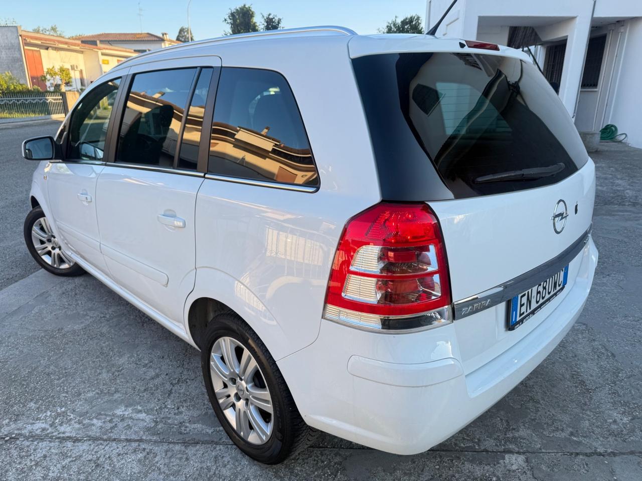 Opel Zafira 1.6 Turbo Metano 2029 7 POSTI 2012